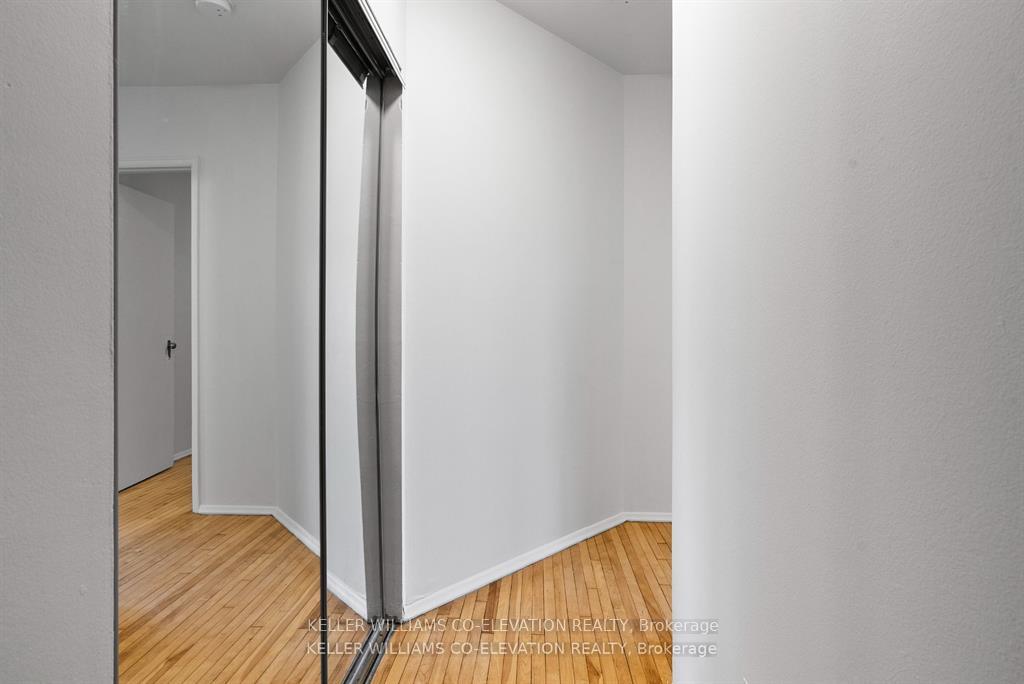 Photo 4 of Unit 106, 2676 Yonge Street, Toronto, Lawrence Park South — HOMEH