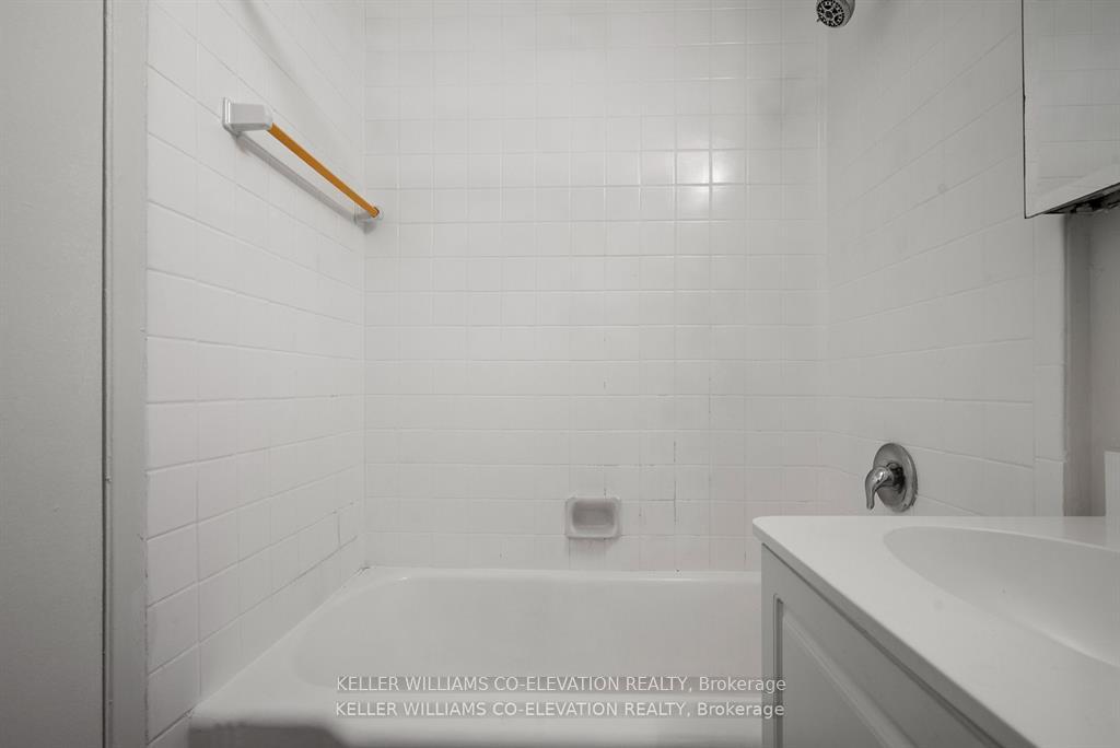 Photo 24 of Unit 106, 2676 Yonge Street, Toronto, Lawrence Park South — HOMEH