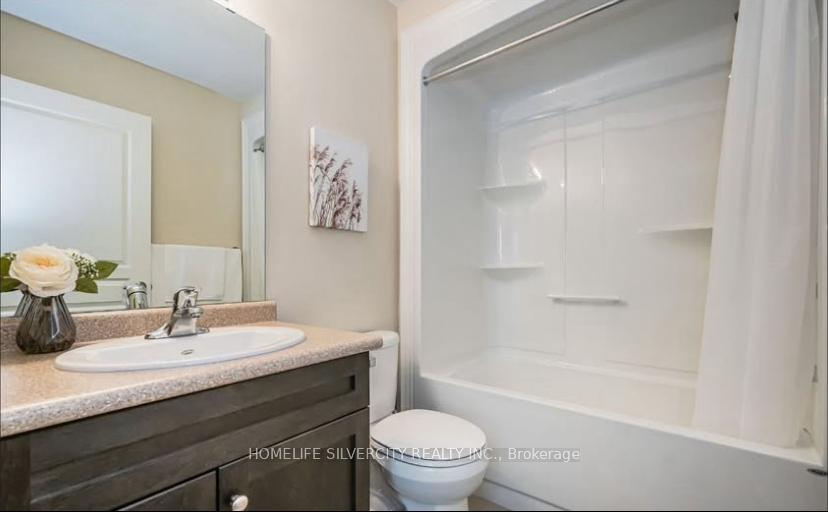 Photo 6 of 194 Eaglecrest Street, Kitchener, Bridgeport — HOMEH