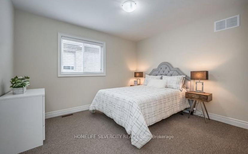 Photo 19 of 194 Eaglecrest Street, Kitchener, Bridgeport — HOMEH