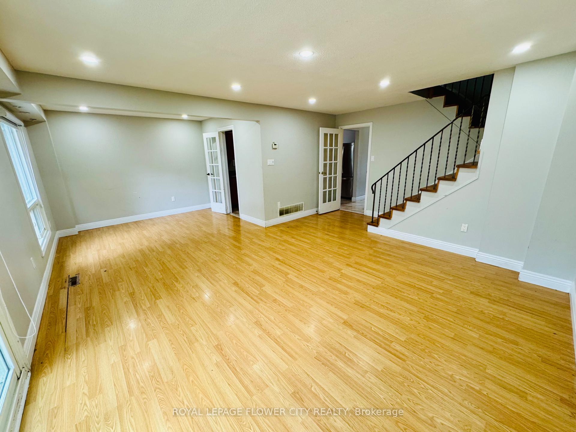 Photo 5 of 8 Junewood Crescent, Brampton, Northgate — HOMEH