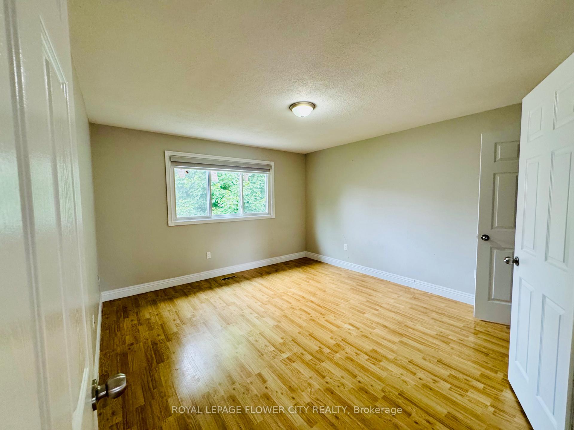 Photo 7 of 8 Junewood Crescent, Brampton, Northgate — HOMEH