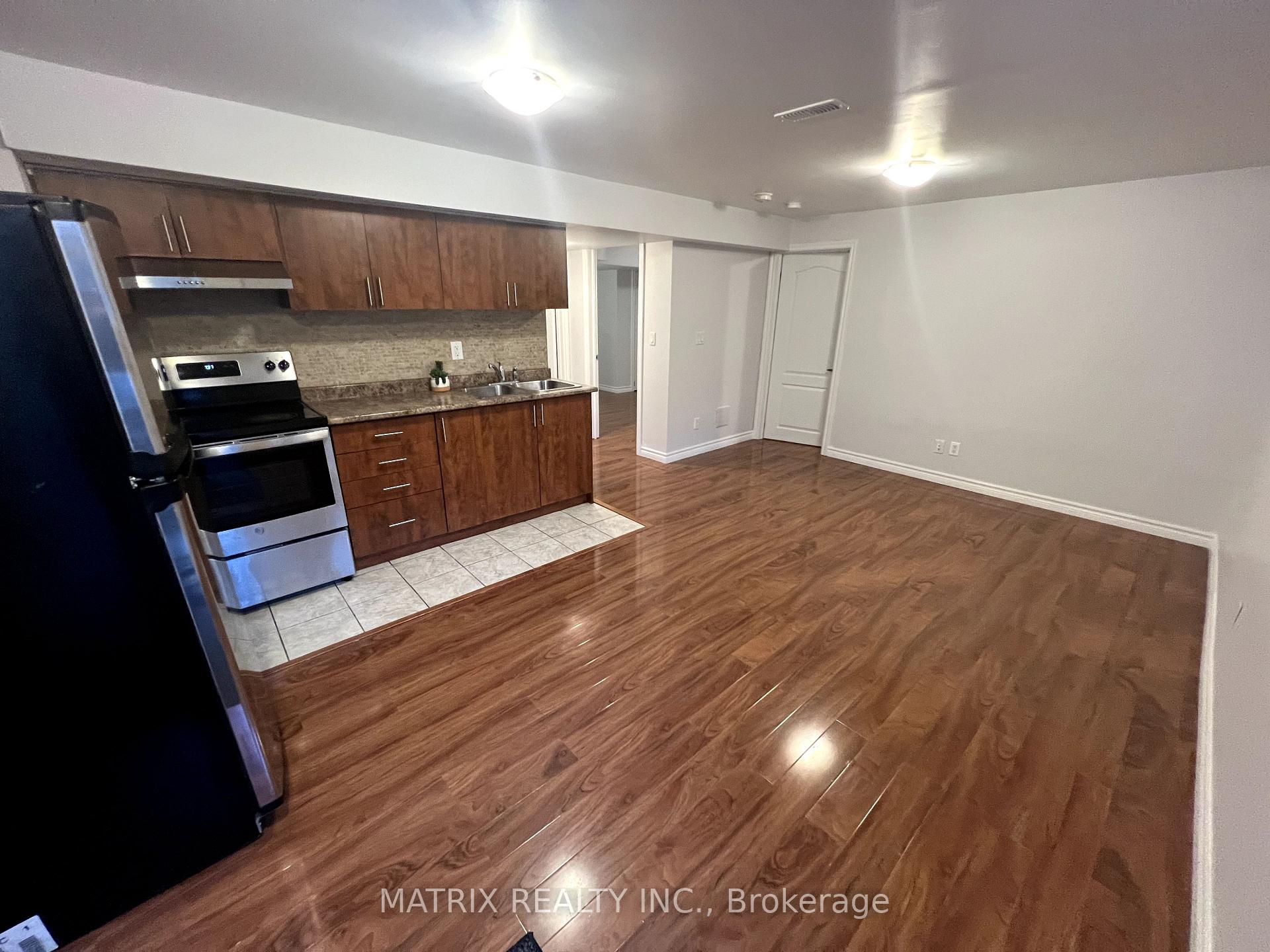 Photo 2 of 1753 Liatris Drive, Pickering, Duffin Heights — HOMEH