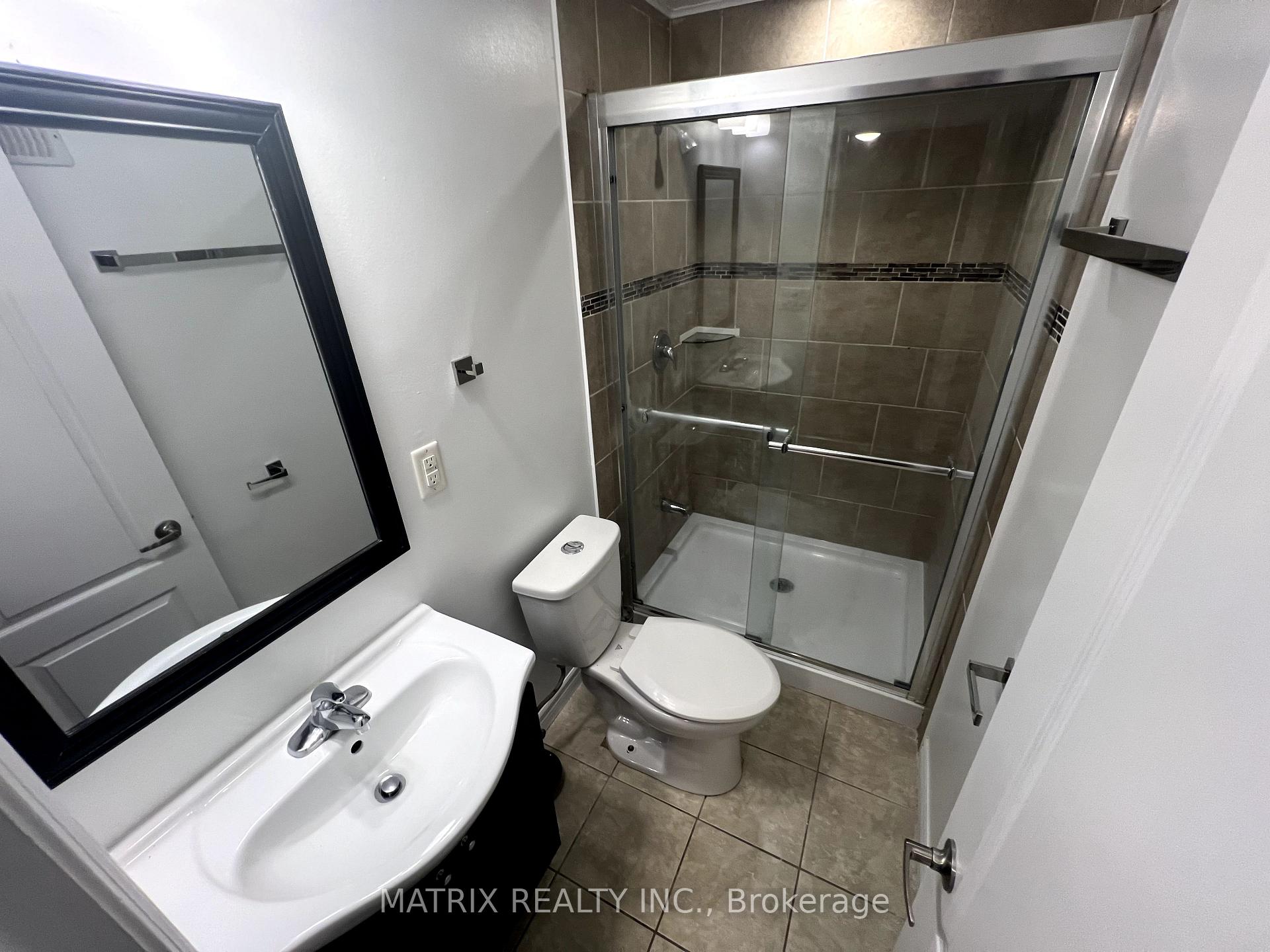 Photo 10 of 1753 Liatris Drive, Pickering, Duffin Heights — HOMEH