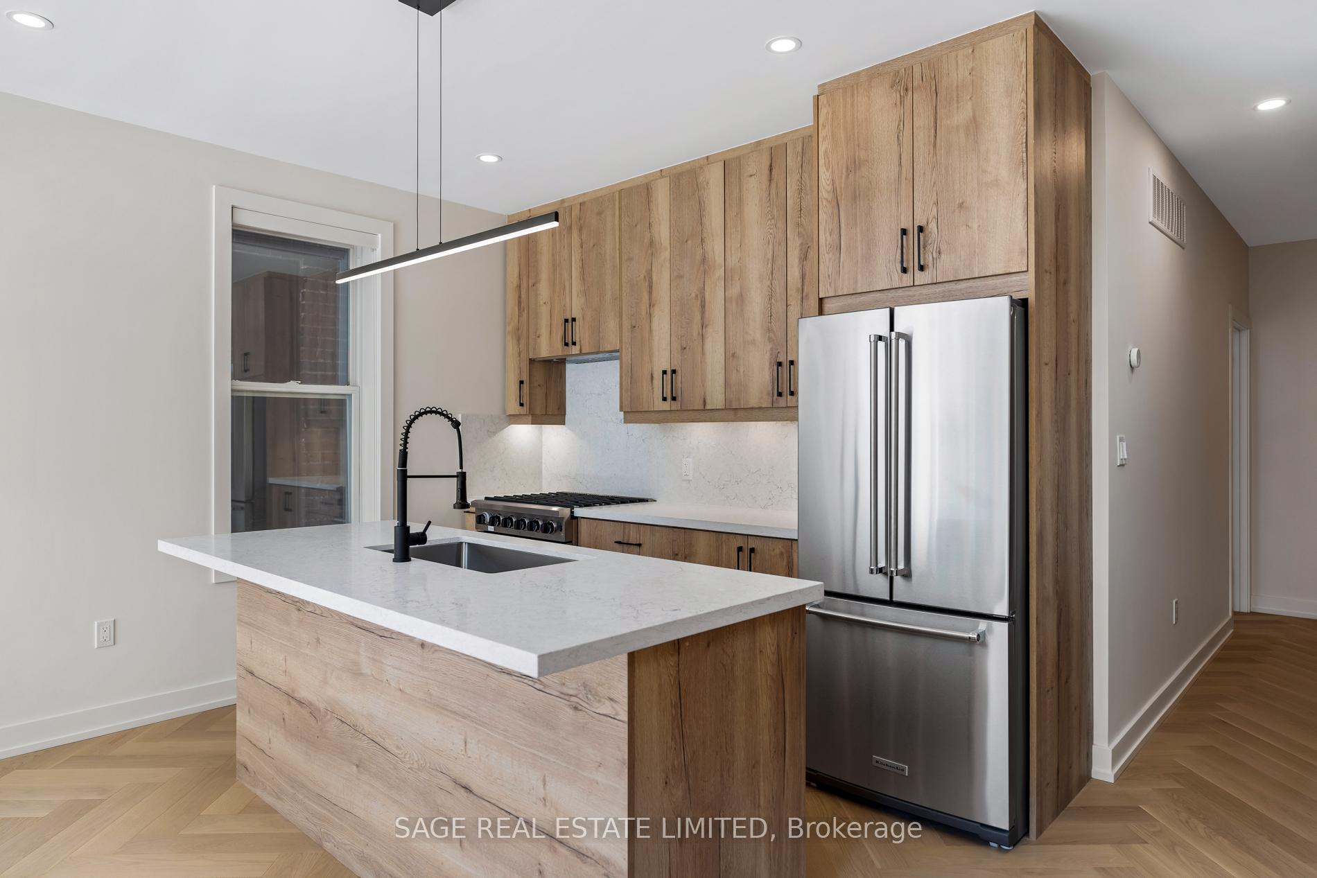 Photo 9 of Unit Upper, 443 Manning Avenue, Toronto, Palmerston-Little Italy — HOMEH
