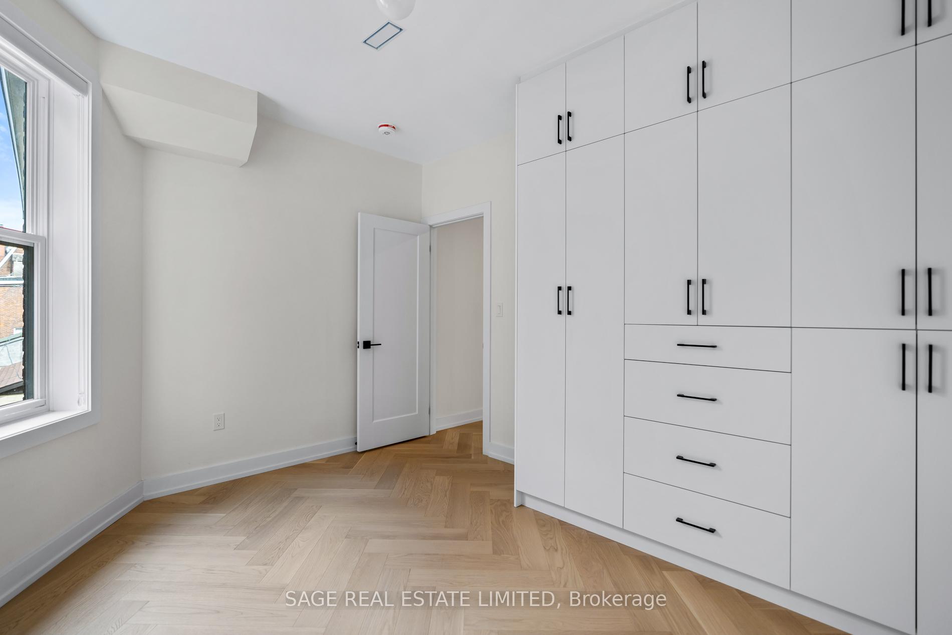 Photo 12 of Unit Upper, 443 Manning Avenue, Toronto, Palmerston-Little Italy — HOMEH