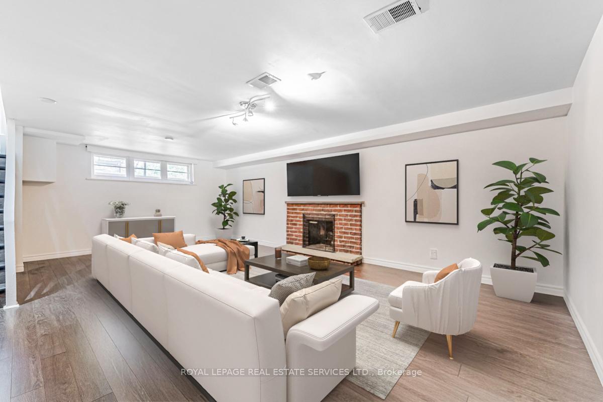 Photo 17 of 4 Caribou Road, Toronto, Bedford Park-Nortown — HOMEH