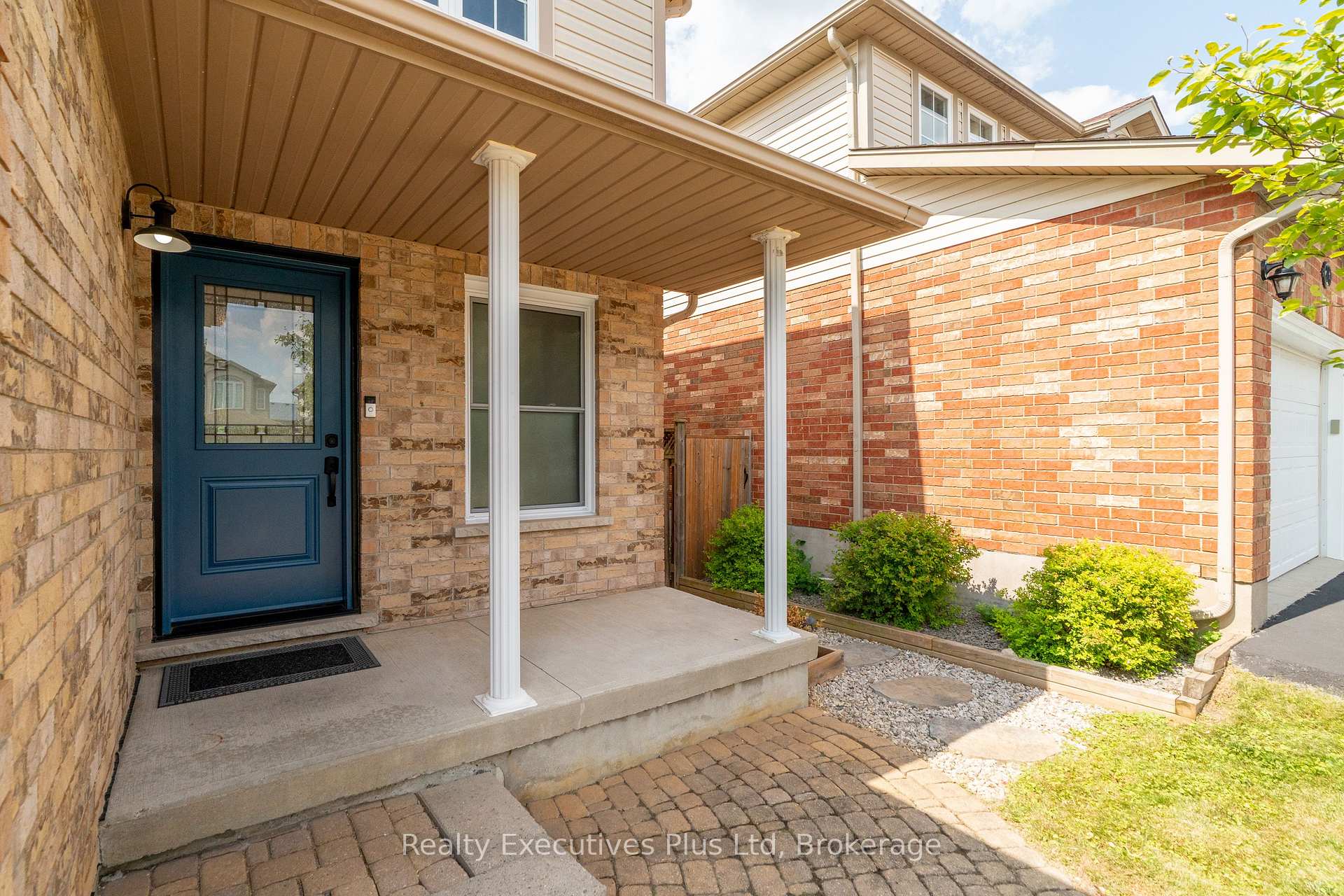Photo 6 of 22 Warren Street, Guelph, Grange Road — HOMEH