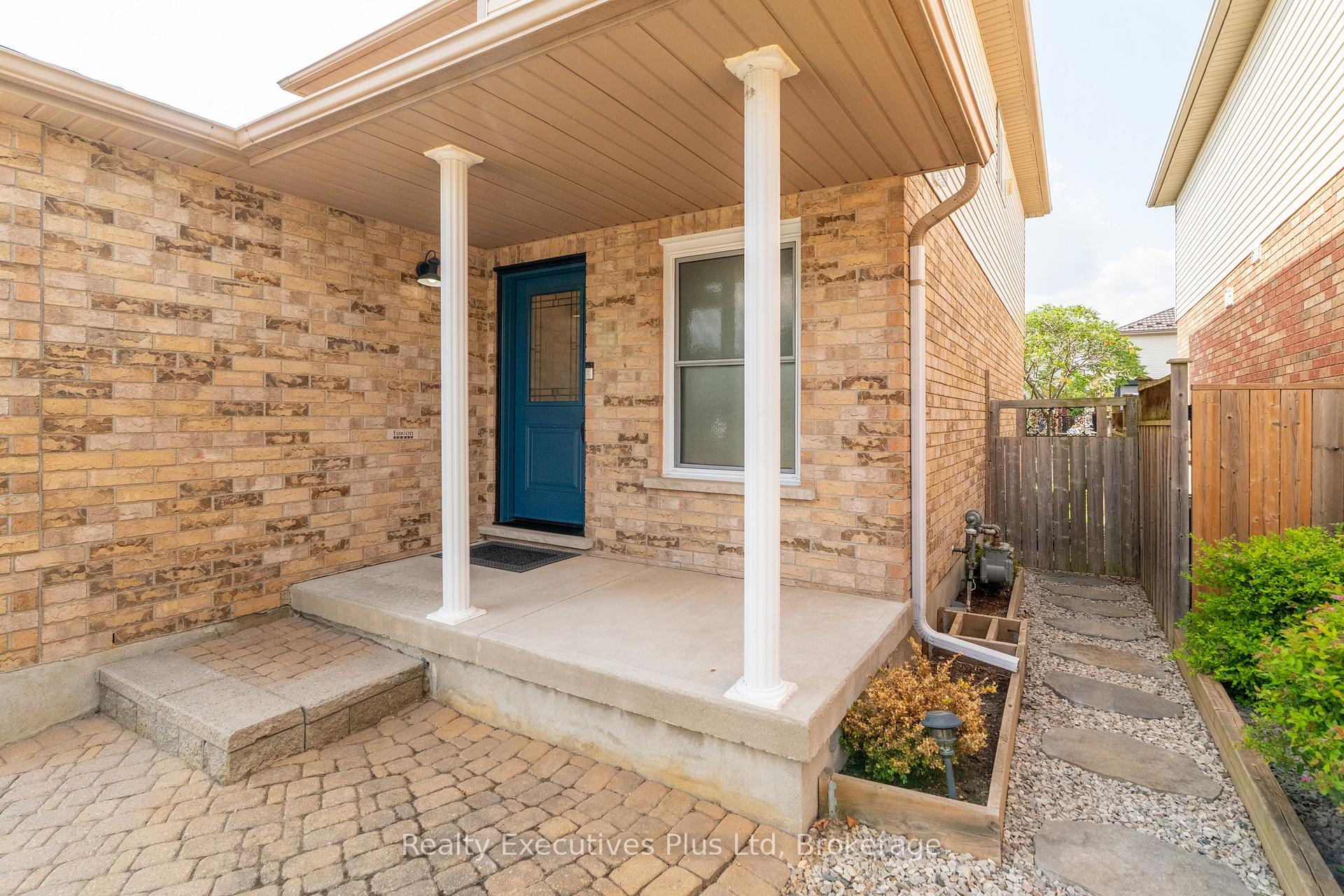 Photo 9 of 22 Warren Street, Guelph, Grange Road — HOMEH