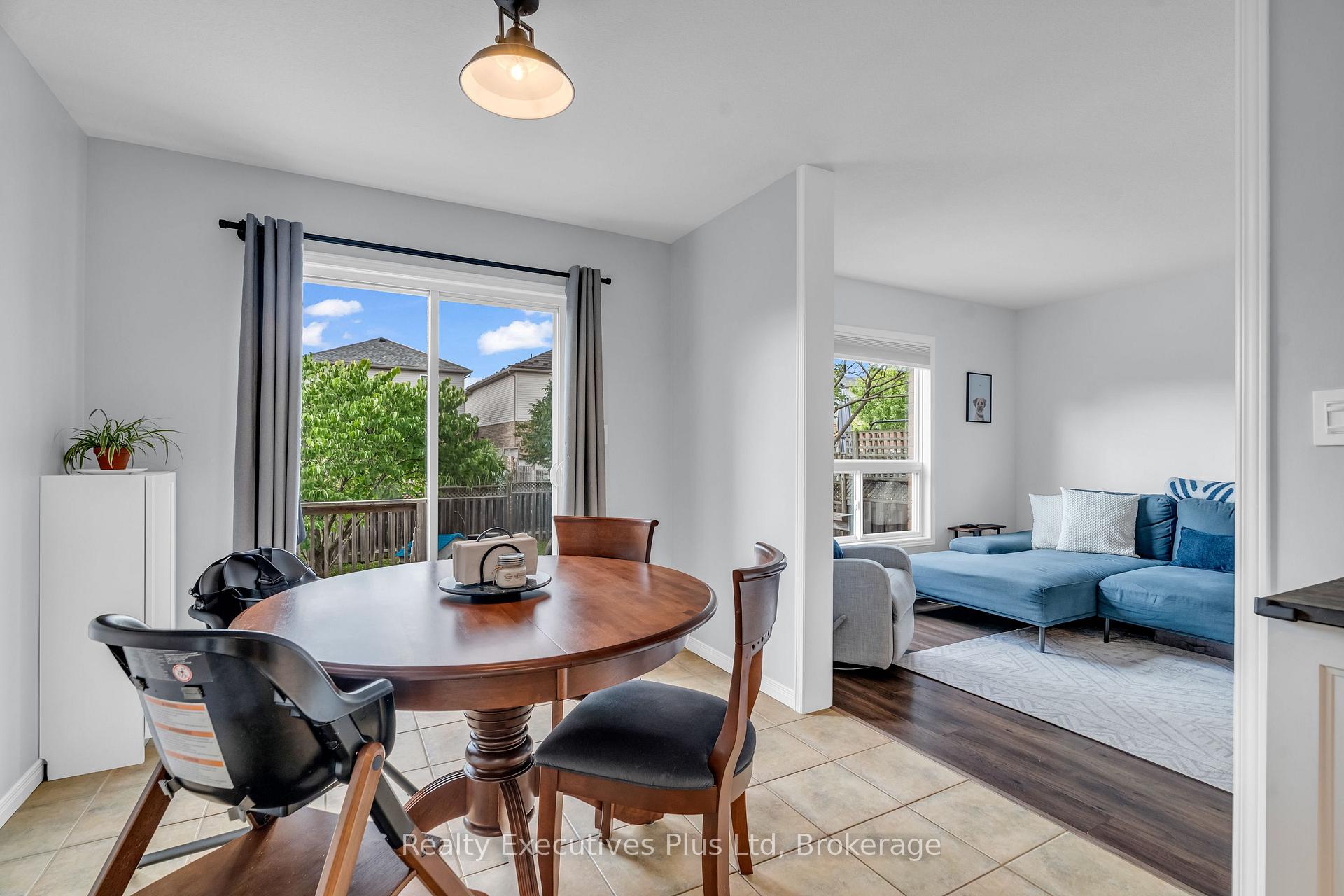 Photo 17 of 22 Warren Street, Guelph, Grange Road — HOMEH