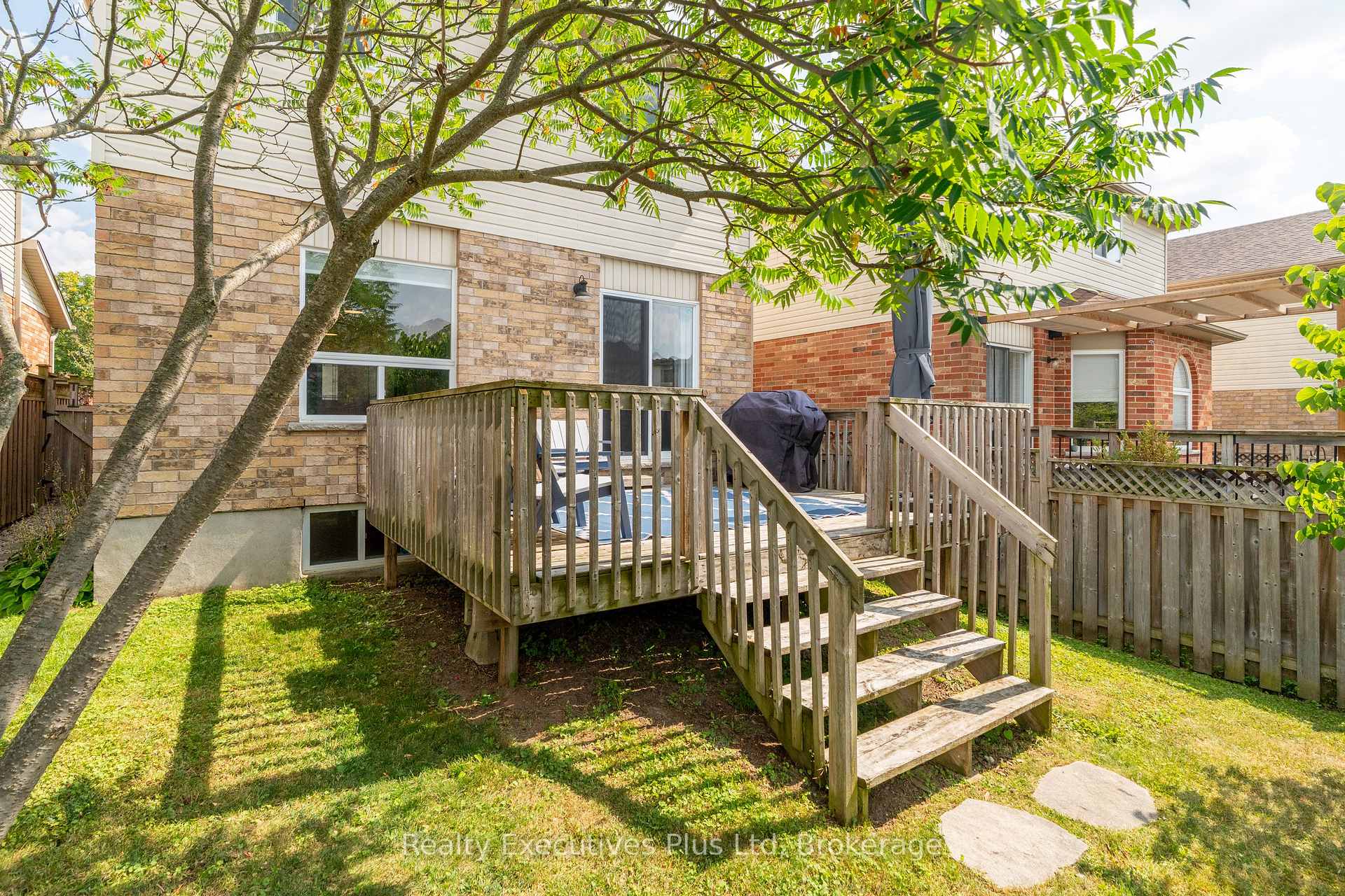 Photo 43 of 22 Warren Street, Guelph, Grange Road — HOMEH