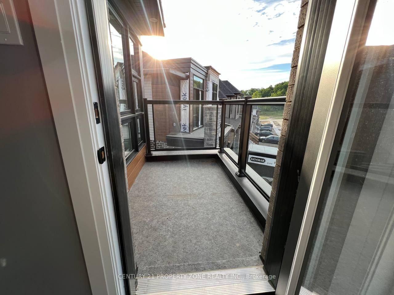 Photo 10 of 536 Nathalie Crescent, Kitchener — HOMEH
