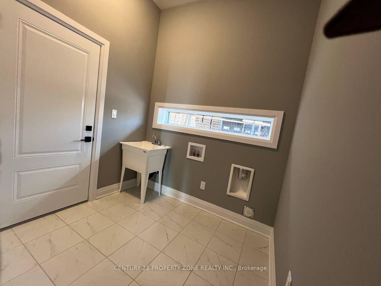 Photo 16 of 536 Nathalie Crescent, Kitchener — HOMEH