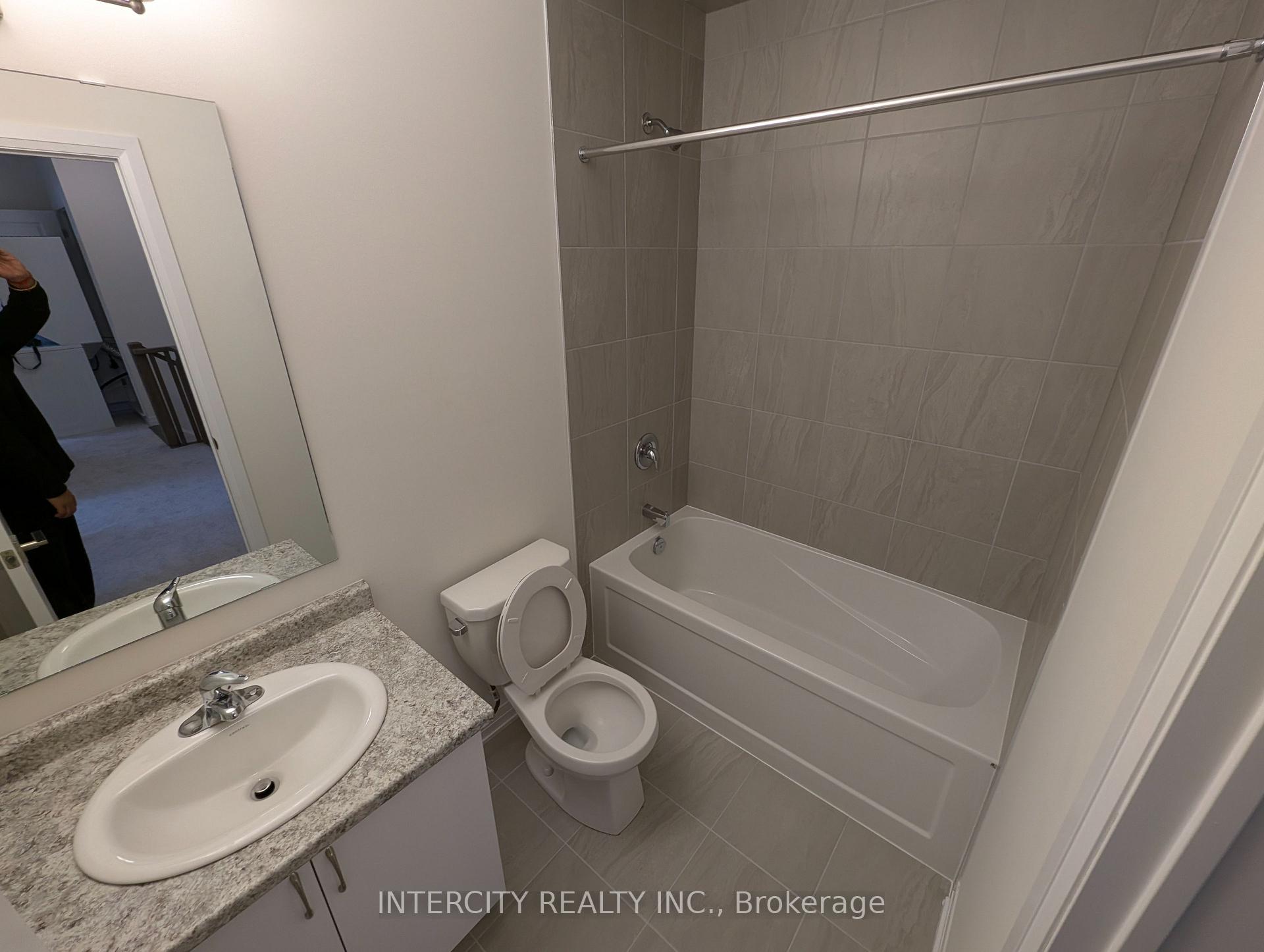 Photo 15 of Unit 45, 25 Fieldridge Crescent, Brampton, Sandringham-Wellington North — HOMEH