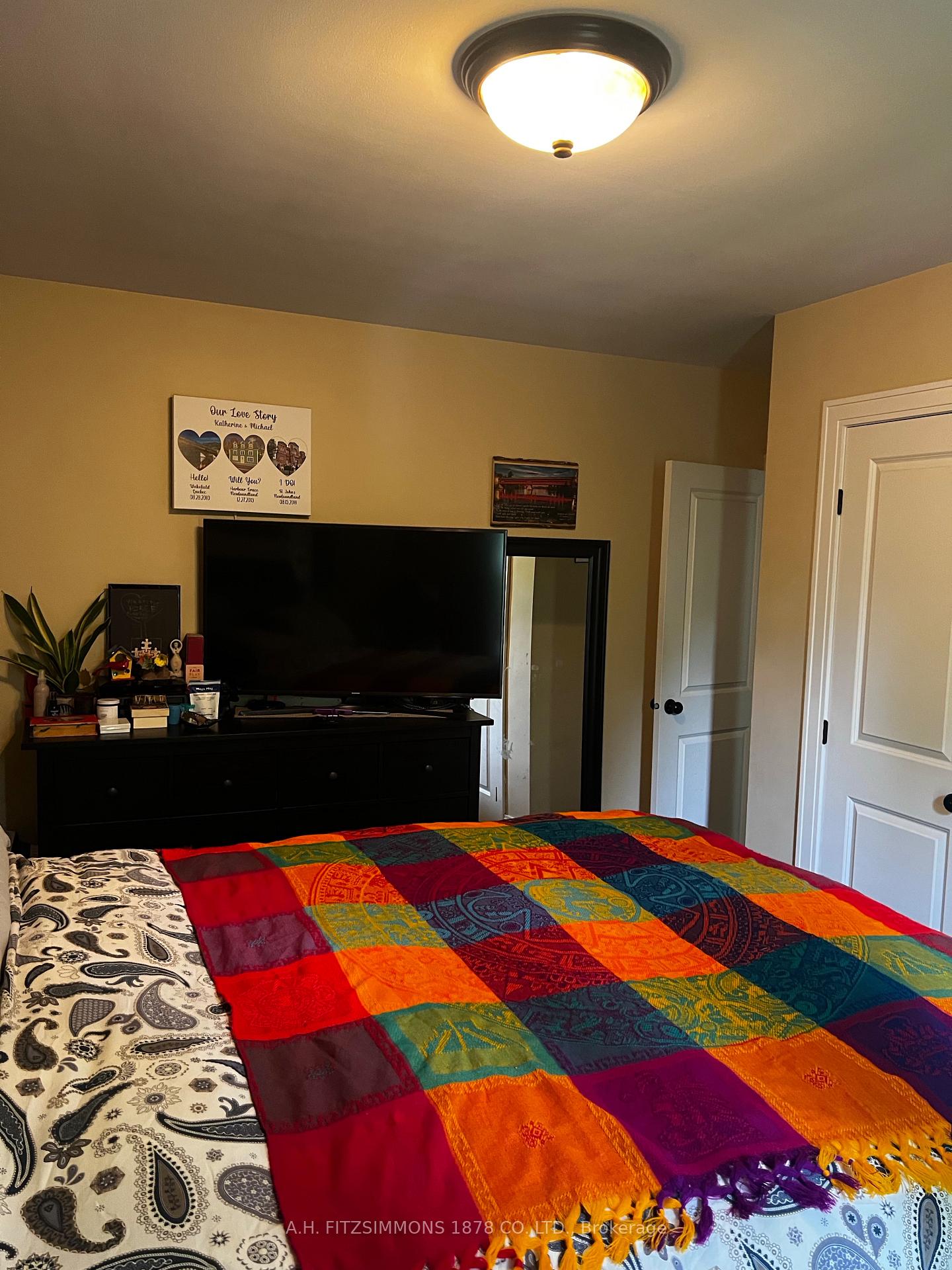 Photo 13 of 1222 Major Street, Ottawa, Braemar Park — HOMEH