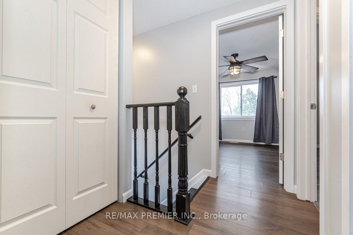 Photo 11 of 84 Silver Maple Crescent, Barrie, Holly — HOMEH