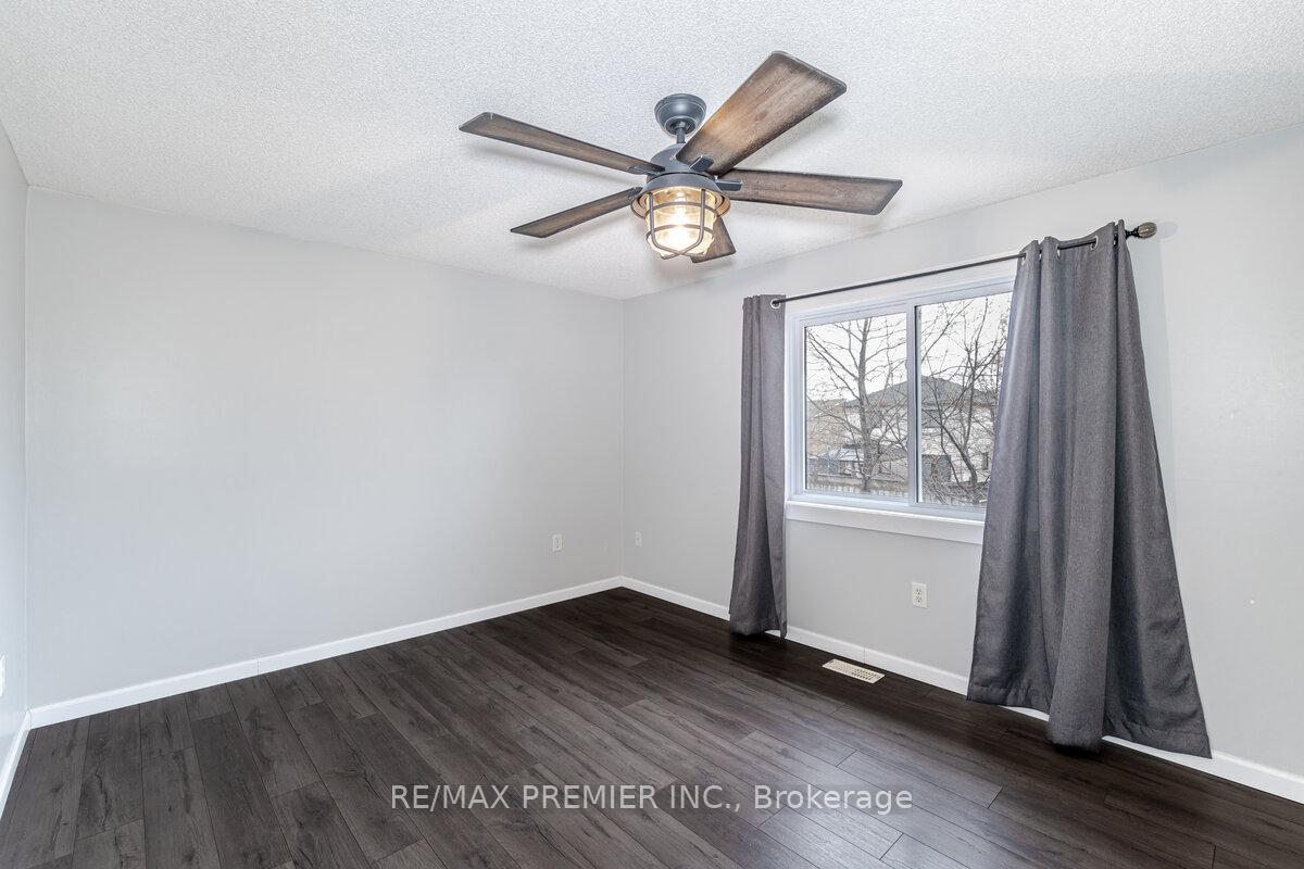 Photo 19 of 84 Silver Maple Crescent, Barrie, Holly — HOMEH