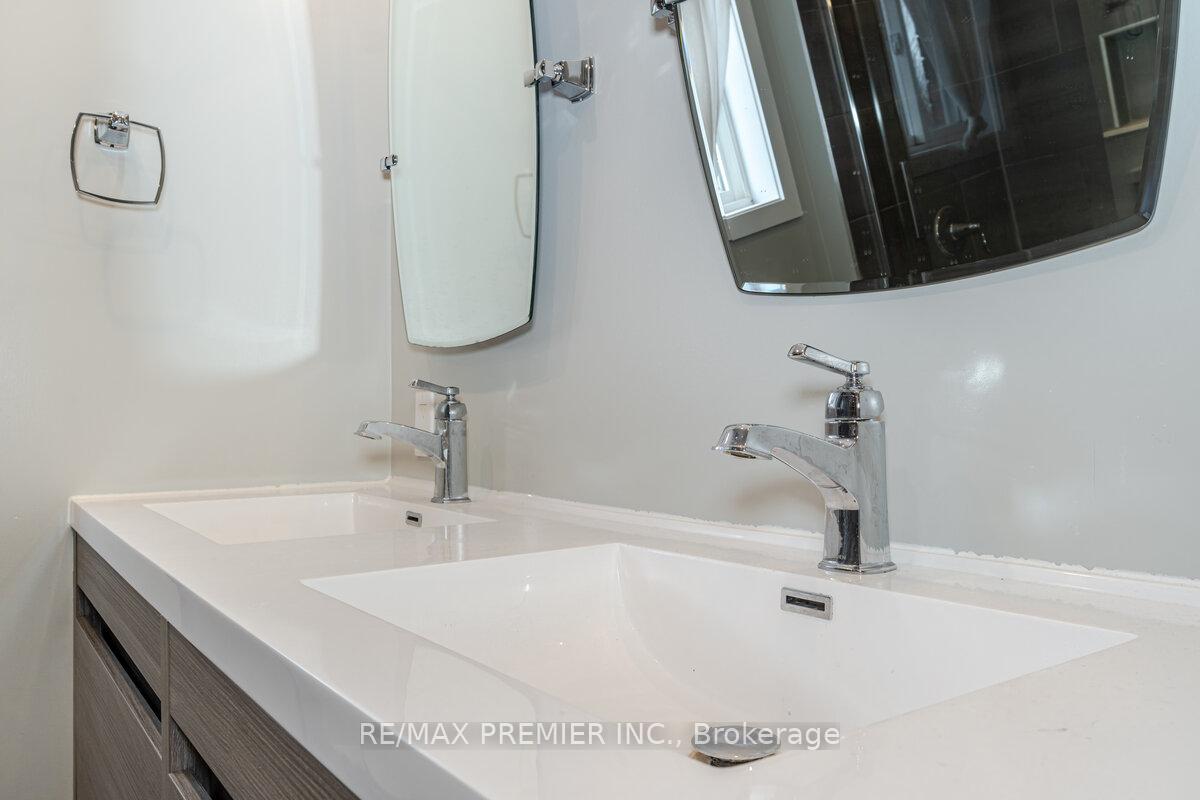 Photo 18 of 84 Silver Maple Crescent, Barrie, Holly — HOMEH