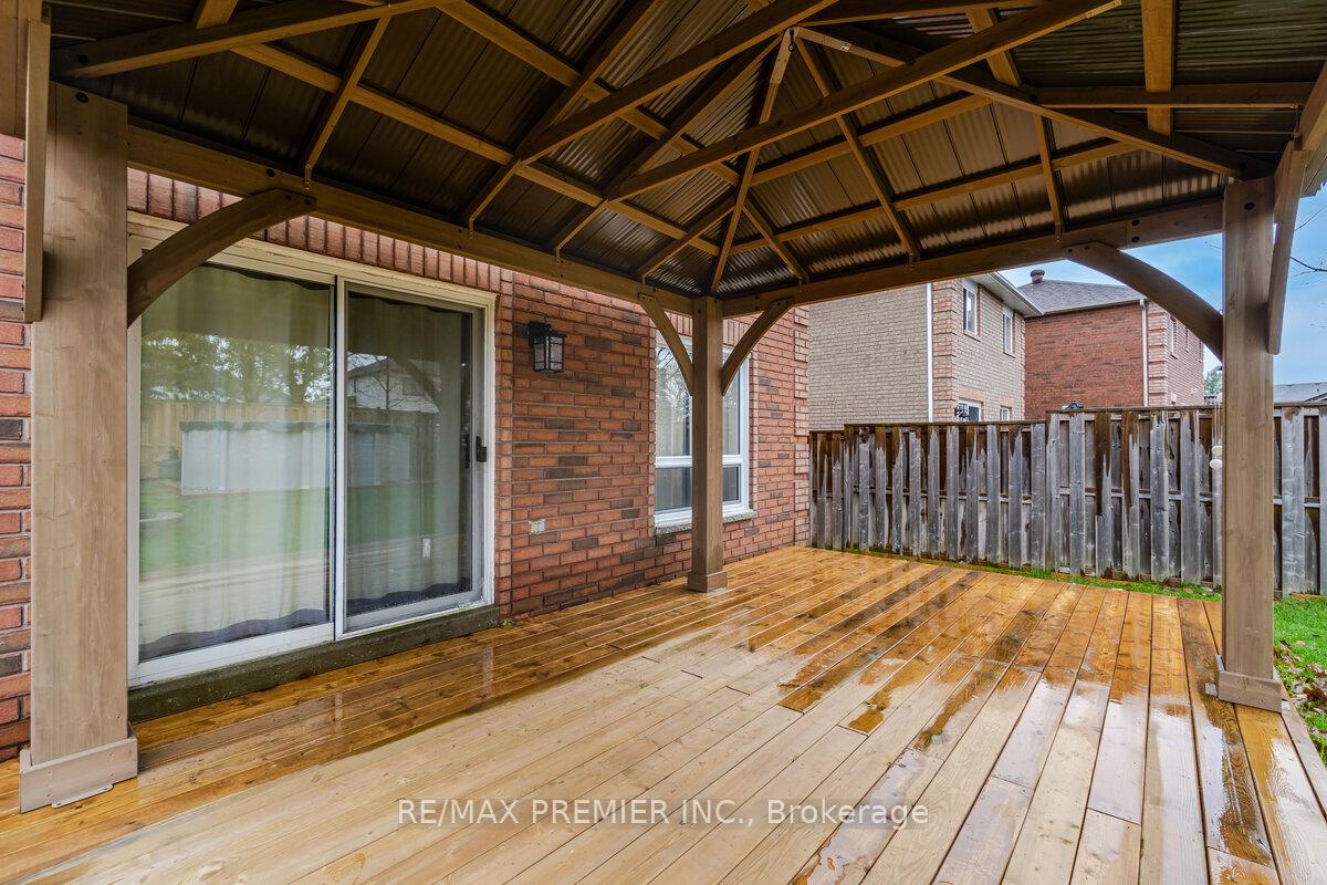 Photo 26 of 84 Silver Maple Crescent, Barrie, Holly — HOMEH