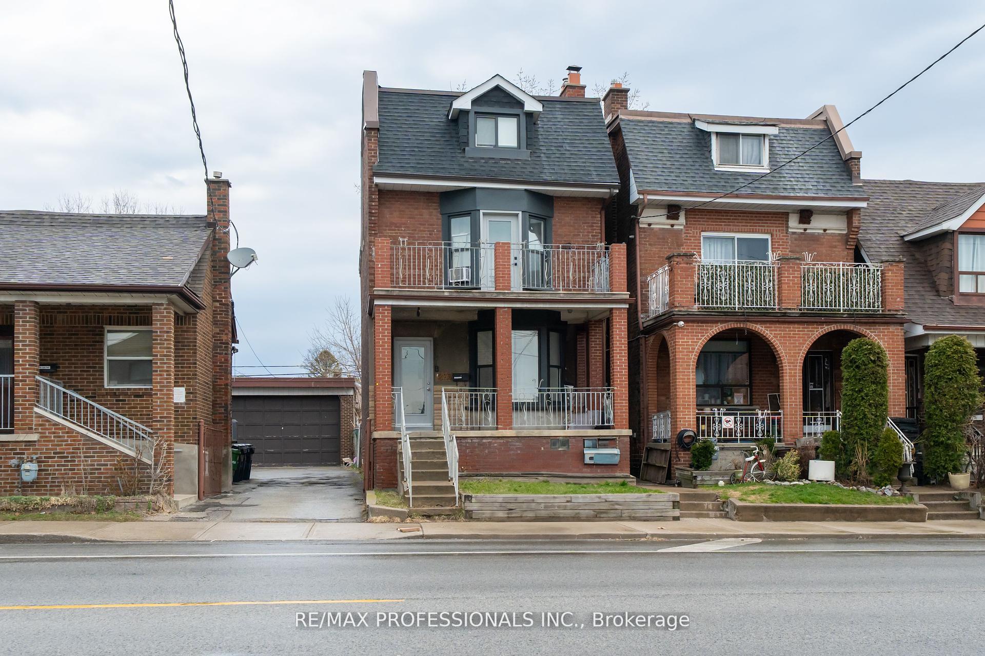 Photo 2 of Unit 2nd+3rd, 223 Oakwood Avenue, Toronto, Oakwood Village — HOMEH