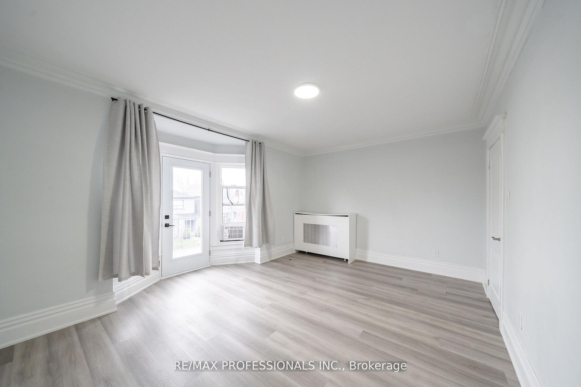 Photo 3 of Unit 2nd+3rd, 223 Oakwood Avenue, Toronto, Oakwood Village — HOMEH