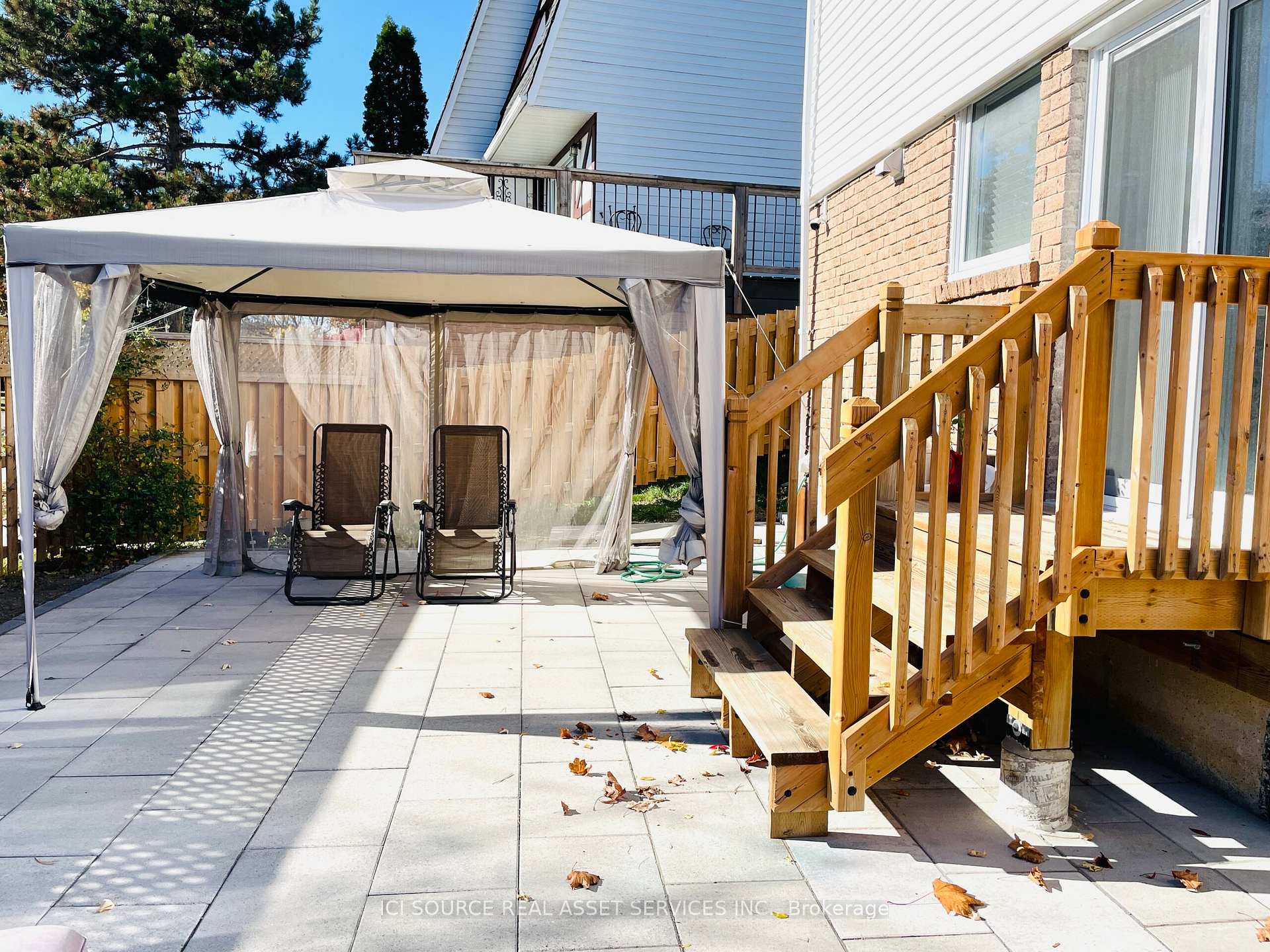 Photo 2 of 59 Hoover Drive, Markham, Thornhill — HOMEH