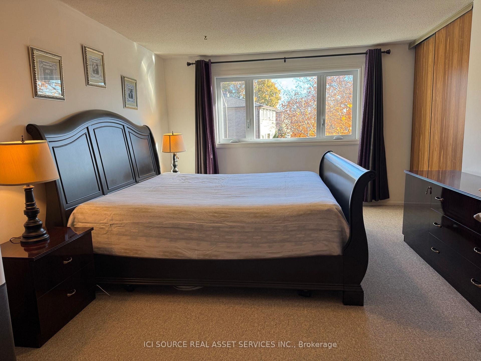 Photo 8 of 59 Hoover Drive, Markham, Thornhill — HOMEH