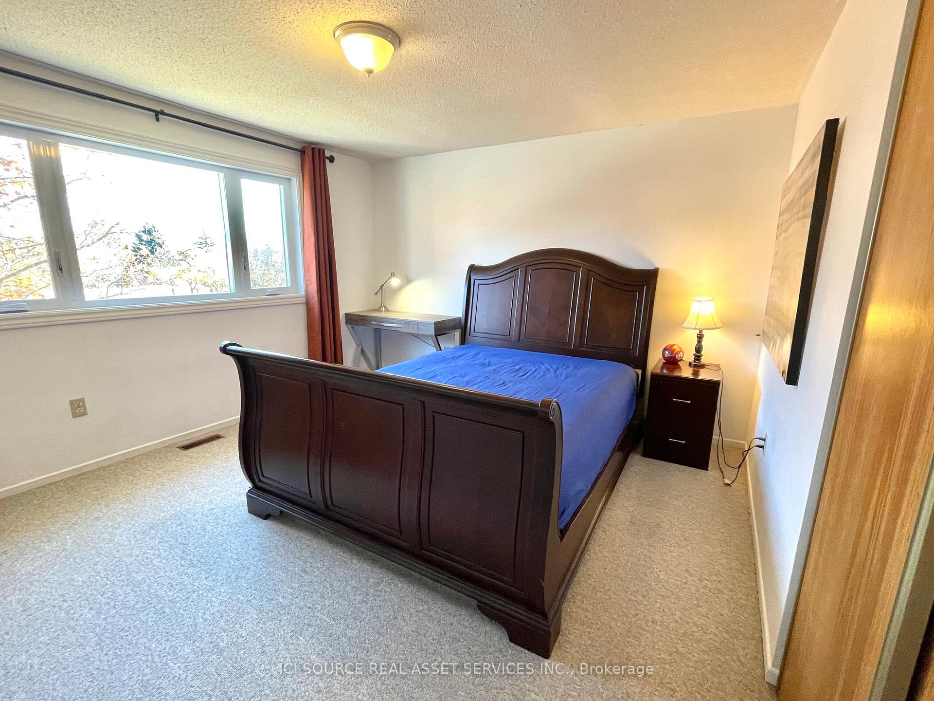 Photo 9 of 59 Hoover Drive, Markham, Thornhill — HOMEH