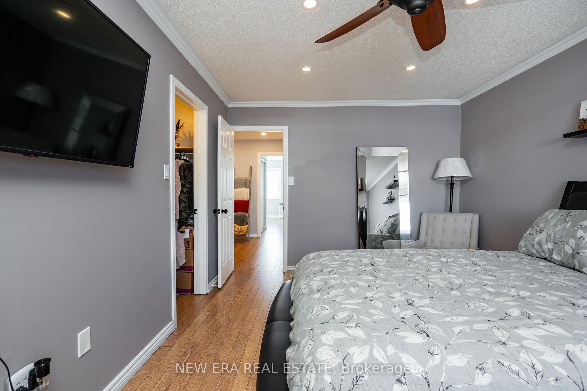 Photo 16 of 302 Swindells Street, Clarington, Bowmanville — HOMEH