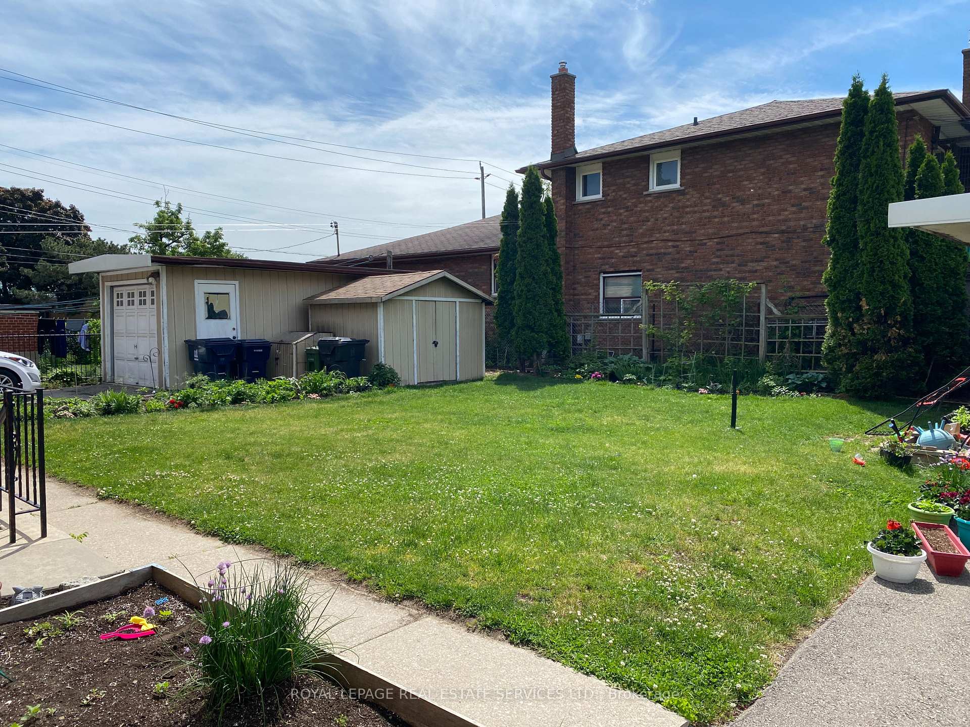 Photo 5 of Unit 2nd, 3 Yorkview Drive, Etobicoke, Stonegate-Queensway — HOMEH