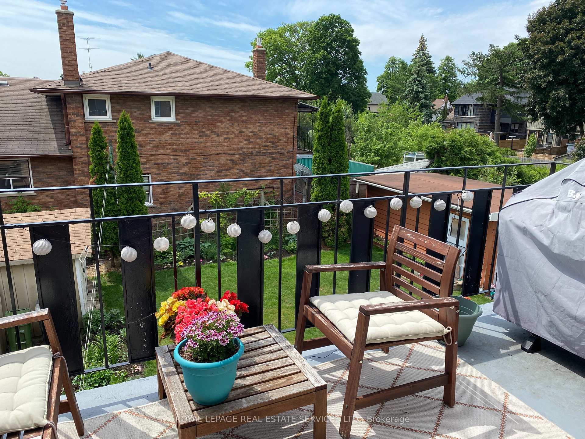 Photo 4 of Unit 2nd, 3 Yorkview Drive, Etobicoke, Stonegate-Queensway — HOMEH