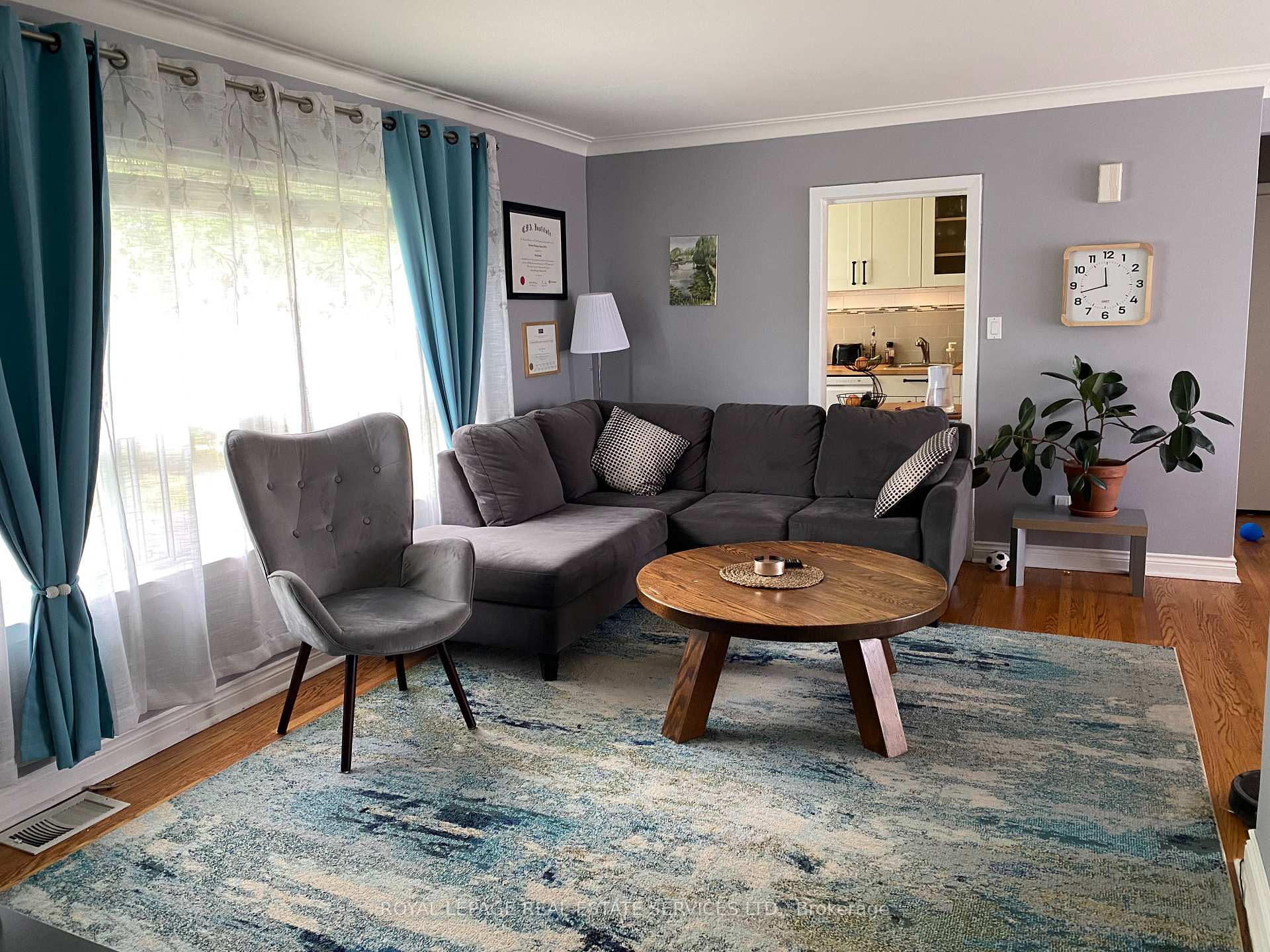 Photo 7 of Unit 2nd, 3 Yorkview Drive, Etobicoke, Stonegate-Queensway — HOMEH
