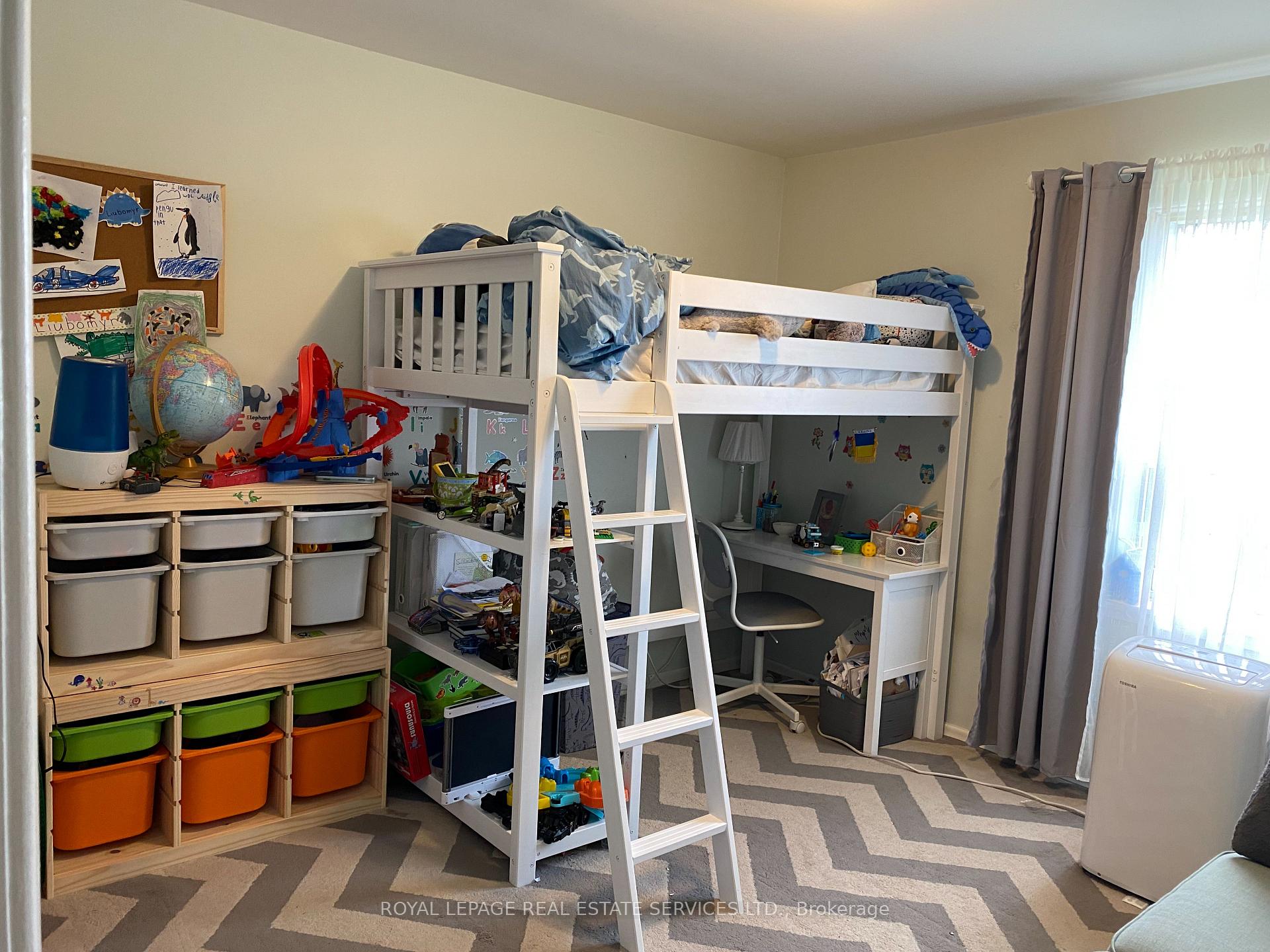 Photo 11 of Unit 2nd, 3 Yorkview Drive, Etobicoke, Stonegate-Queensway — HOMEH