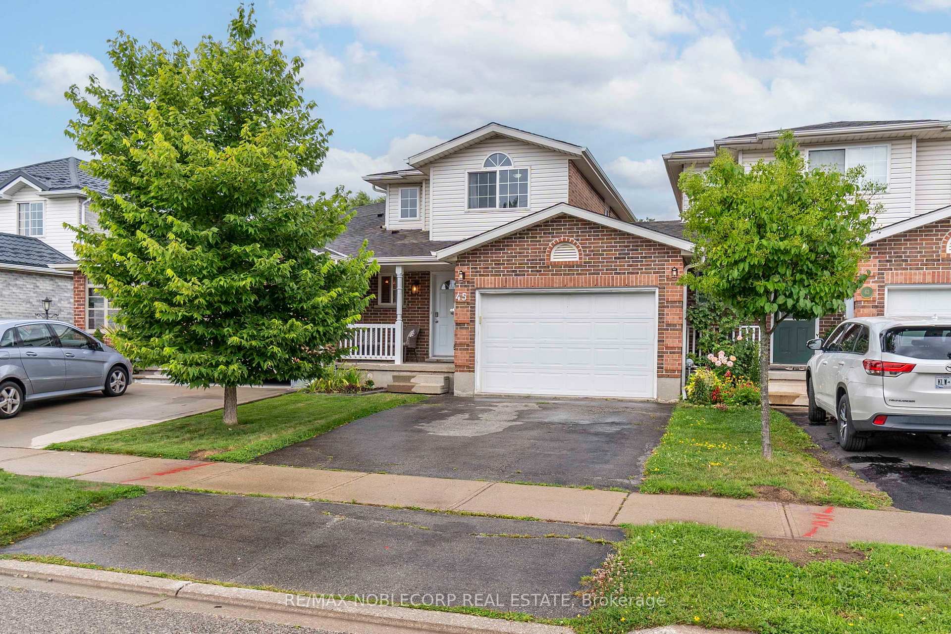 Photo 1 of 45 Hewitt Lane, Guelph, Willow West/Sugarbush/West Acres — HOMEH