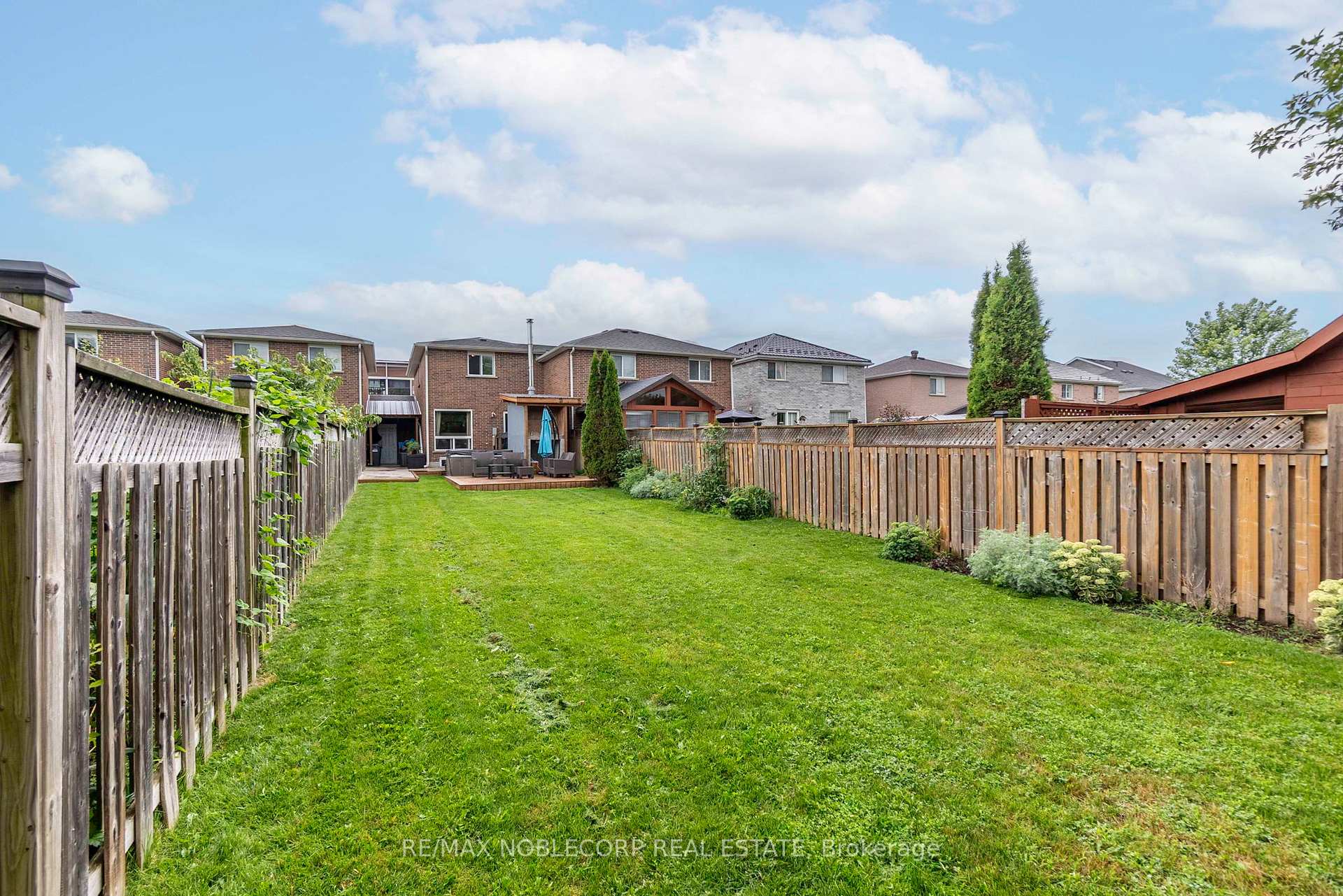 Photo 29 of 45 Hewitt Lane, Guelph, Willow West/Sugarbush/West Acres — HOMEH