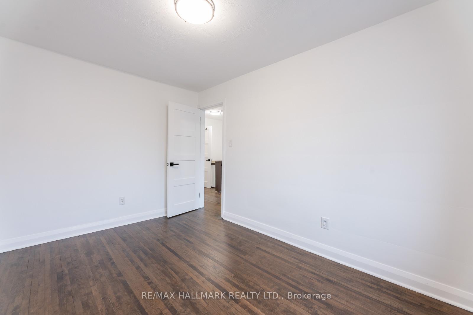 Photo 18 of 49 Hertle Avenue, Toronto, Greenwood-Coxwell — HOMEH