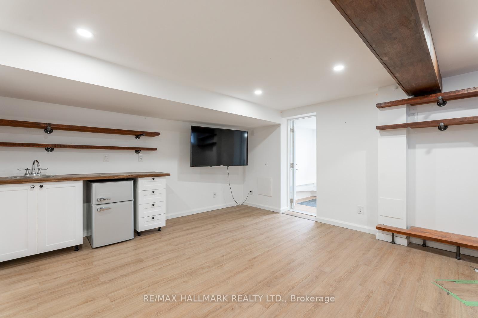 Photo 27 of 49 Hertle Avenue, Toronto, Greenwood-Coxwell — HOMEH