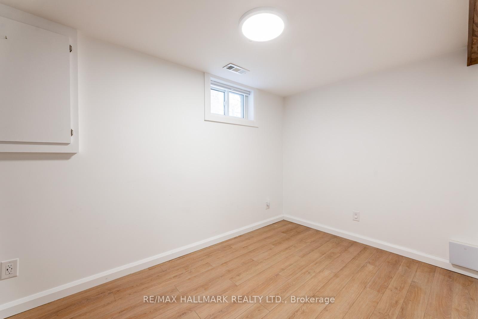 Photo 32 of 49 Hertle Avenue, Toronto, Greenwood-Coxwell — HOMEH