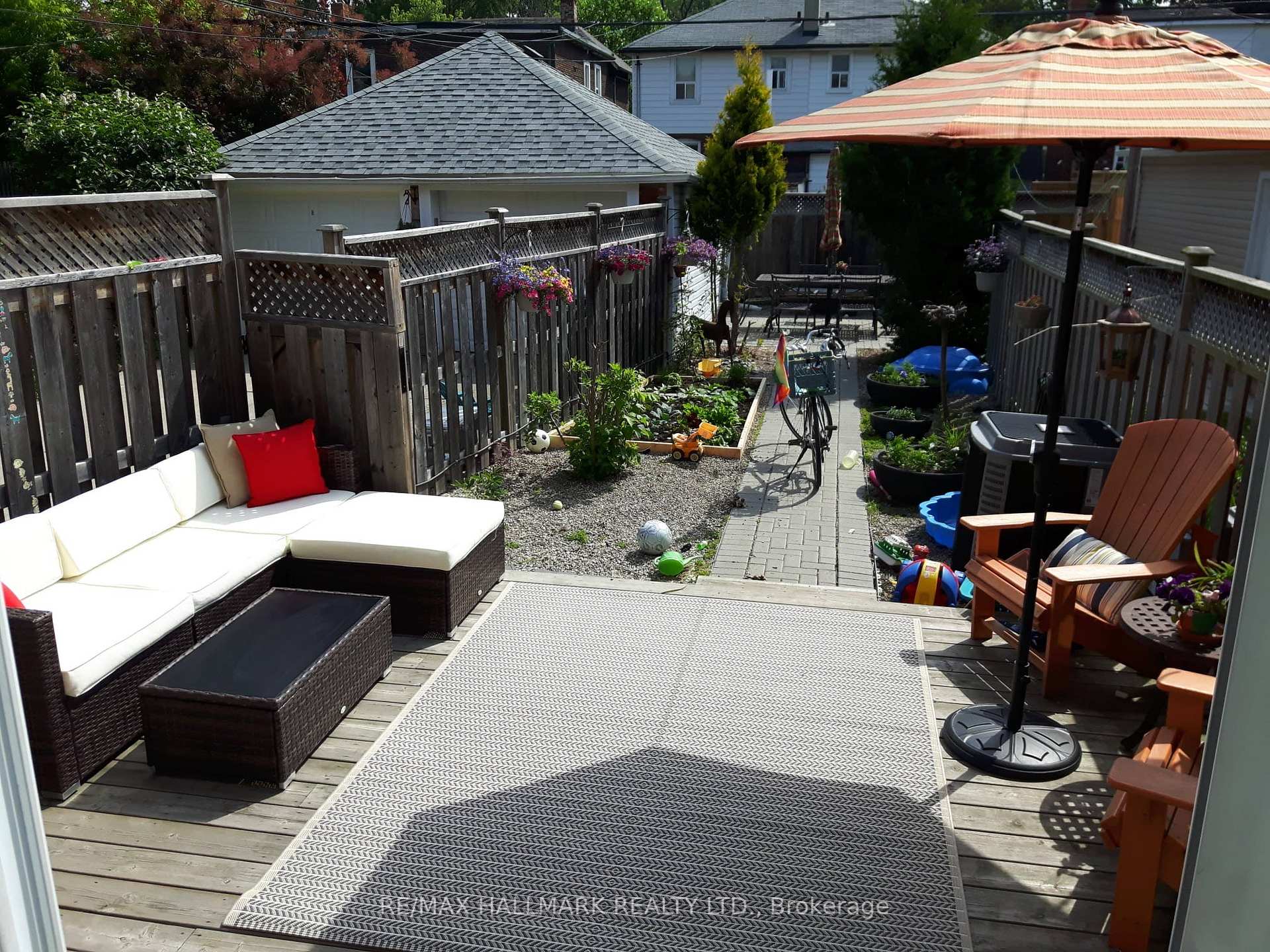 Photo 41 of 49 Hertle Avenue, Toronto, Greenwood-Coxwell — HOMEH