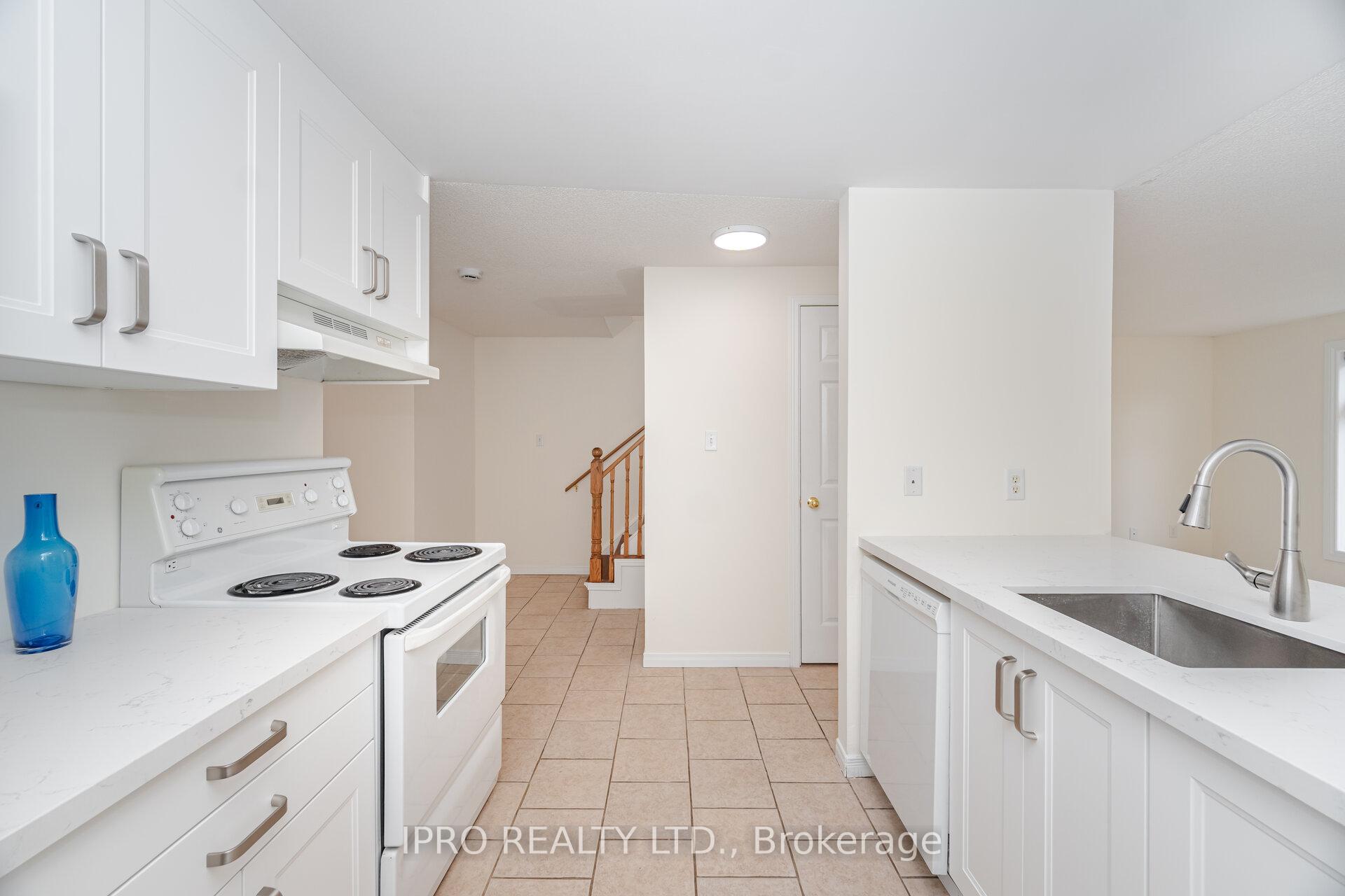 Photo 4 of 271 Dunsmore Lane, Barrie, Georgian Drive — HOMEH