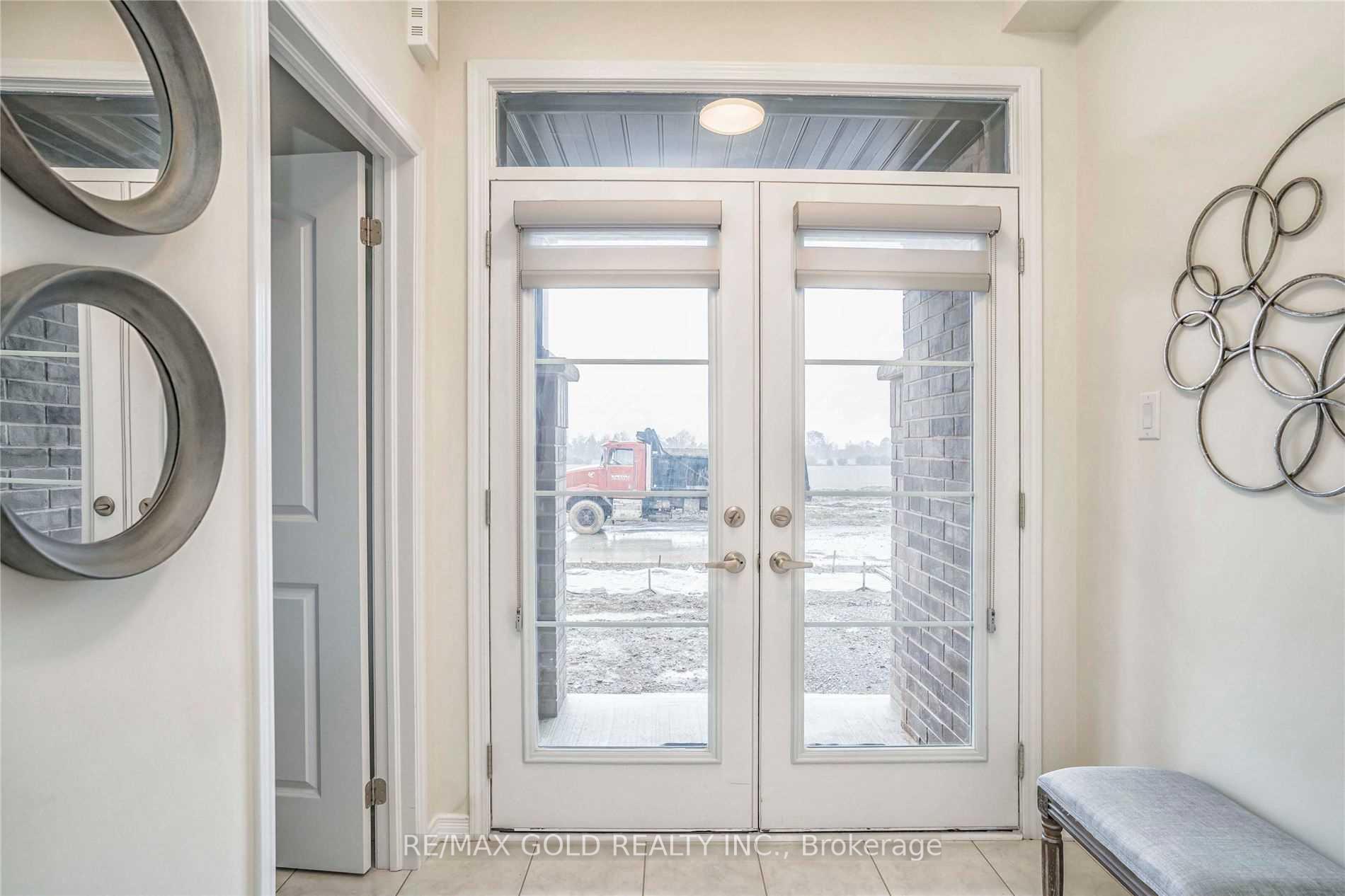 Photo 9 of 7 Royal Coachman Way, Hamilton, Stoney Creek Mountain — HOMEH
