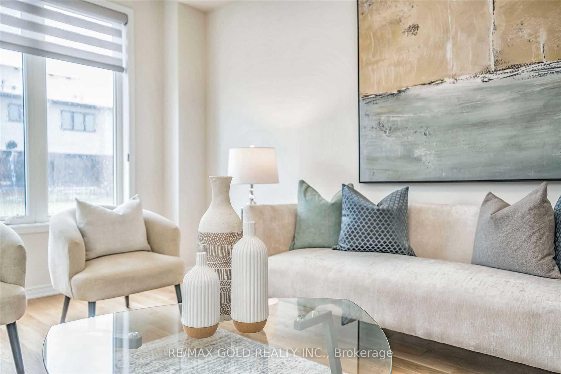 Photo 16 of 7 Royal Coachman Way, Hamilton, Stoney Creek Mountain — HOMEH