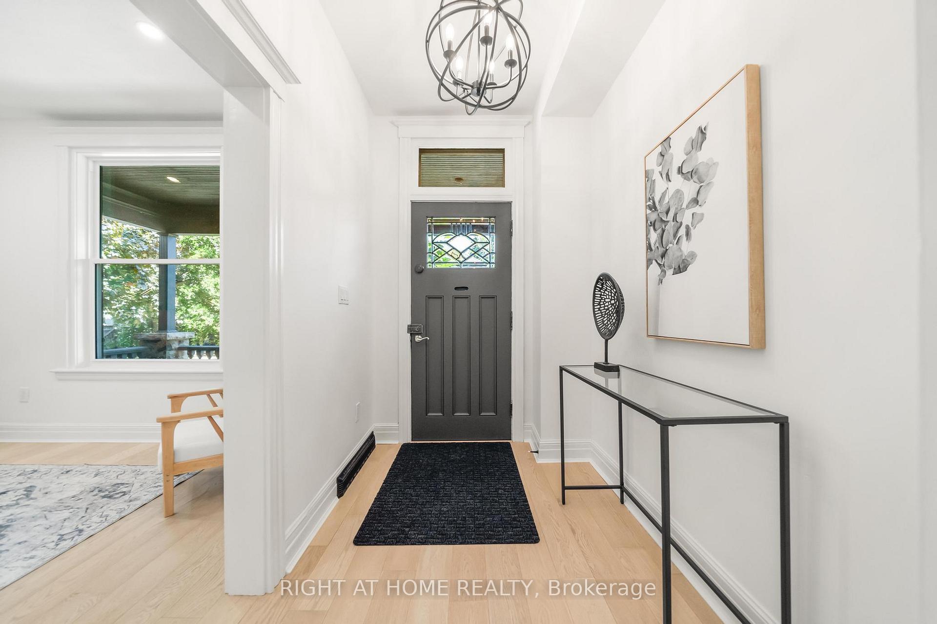 Photo 6 of Unit Main, 15 Pine Street, Hamilton, Kirkendall — HOMEH