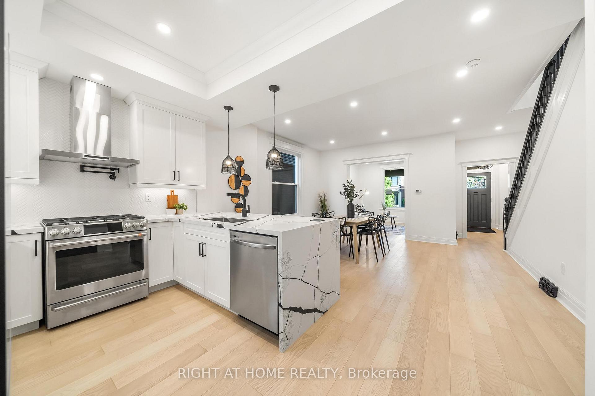 Photo 20 of Unit Main, 15 Pine Street, Hamilton, Kirkendall — HOMEH