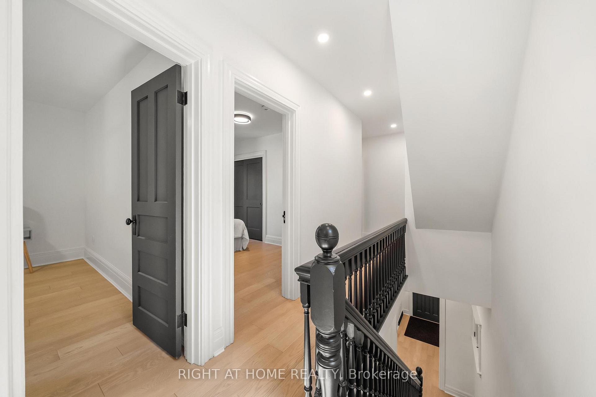 Photo 26 of Unit Main, 15 Pine Street, Hamilton, Kirkendall — HOMEH
