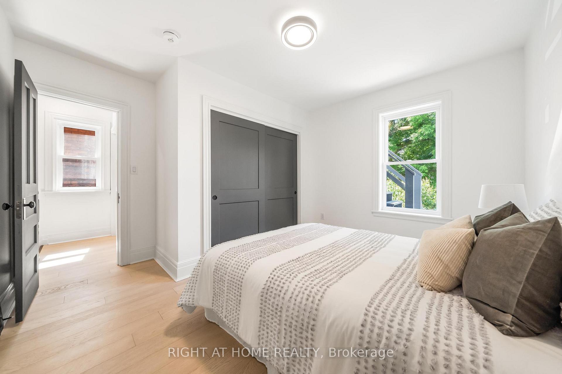 Photo 27 of Unit Main, 15 Pine Street, Hamilton, Kirkendall — HOMEH