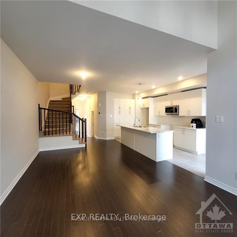 Photo 2 of 1013 Kijik Crescent, Ottawa, Blossom Park/Kemp Park/Findlay Creek — HOMEH