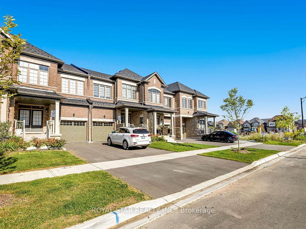 Photo 1 of 561 Barons Street, Vaughan, Kleinburg — HOMEH
