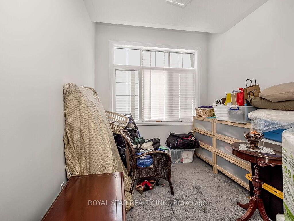 Photo 13 of 561 Barons Street, Vaughan, Kleinburg — HOMEH
