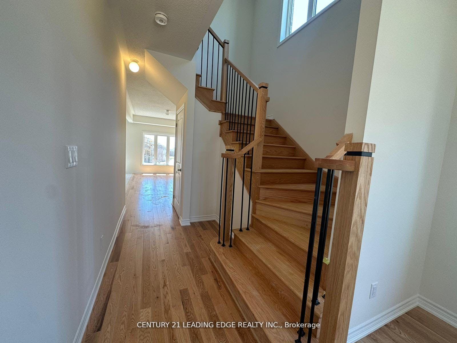 Photo 4 of 2520 Athena Path Boulevard W, Pickering, Rural Pickering — HOMEH